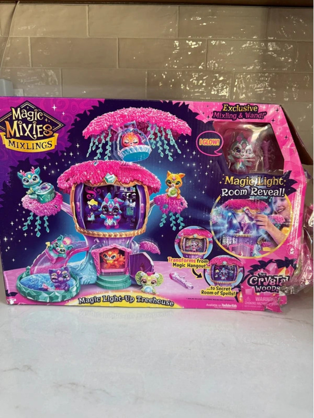 Magic Mixies Mixlings Magic Light-Up Treehouse